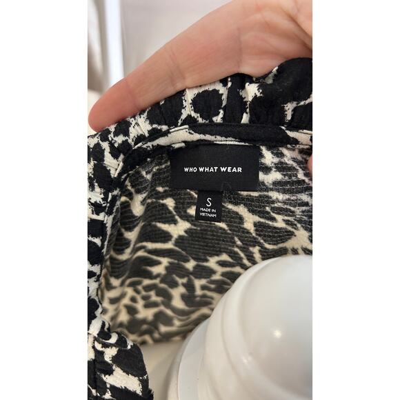 Who What Wear Women's Sz S Button Up Animal Print Ruffle Neck Blouse #0101 - Picture 5 of 6